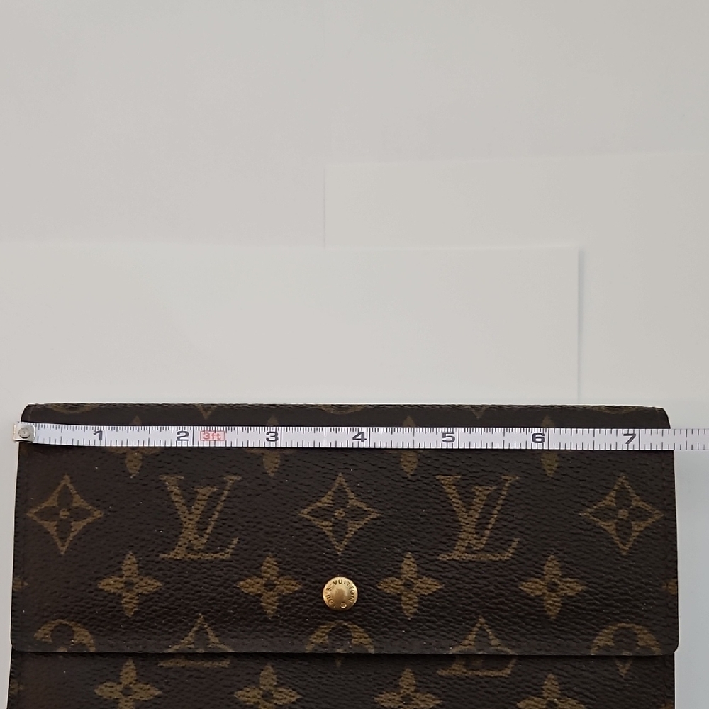Louis Vuitton Brown and Gold Monogram Clutch - Picture 4 of 8